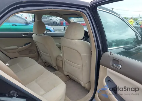 2006 Honda Accord 2.4 Lx z USA, uszkodzony, nr VIN 1HGCM56416A117096